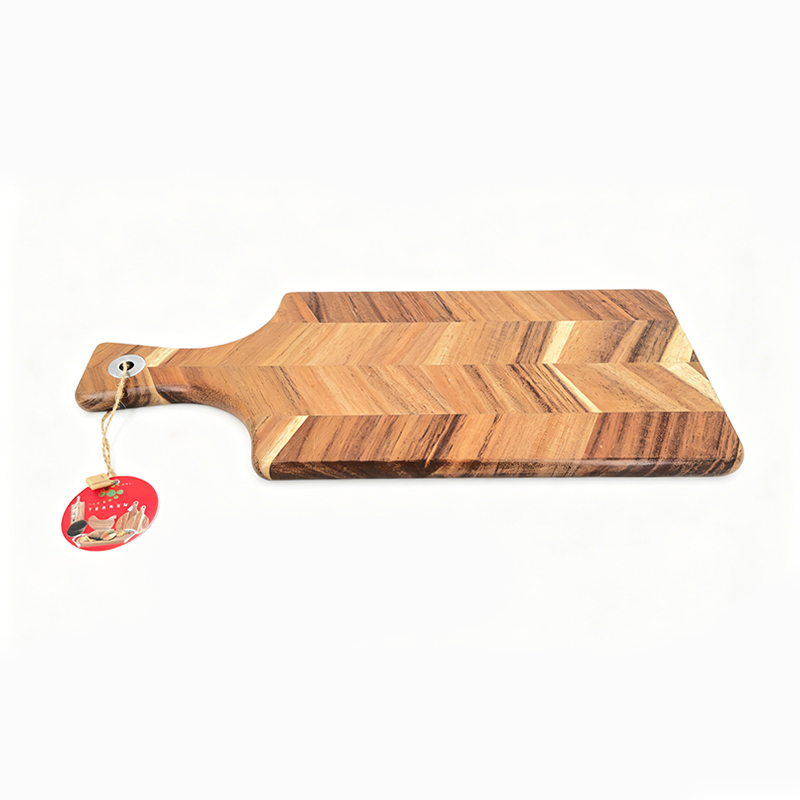 Wooden cutting board