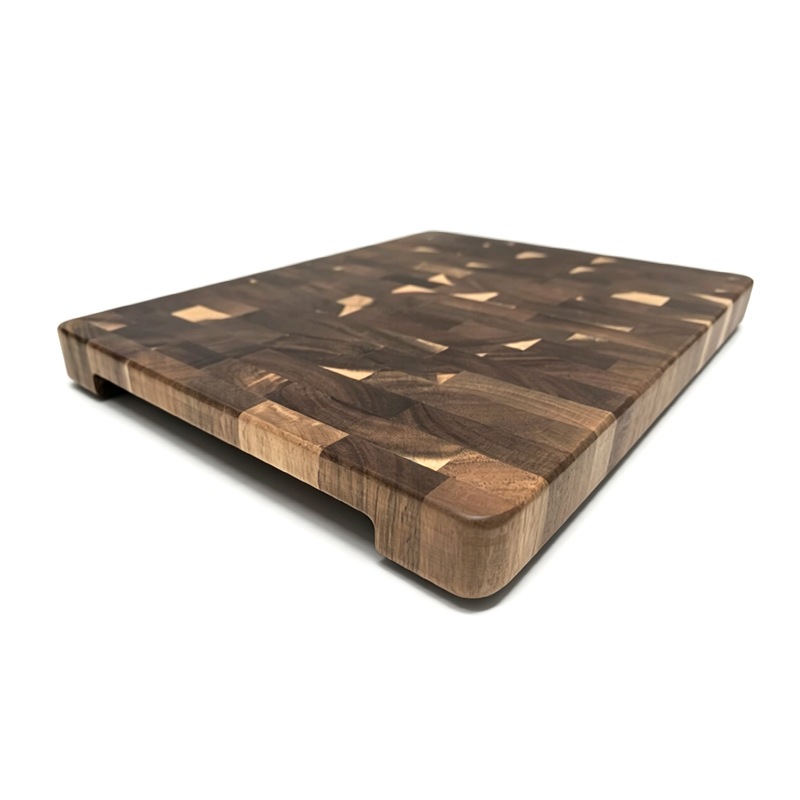 Wooden cutting board