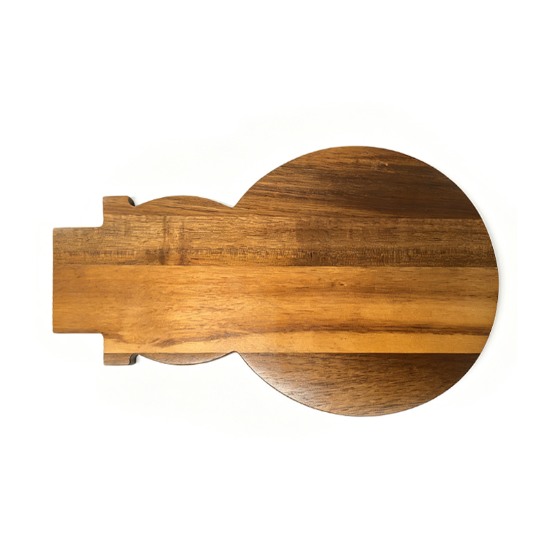 Wooden cutting board