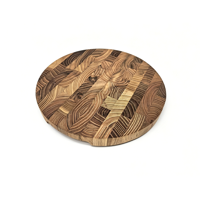Wooden cutting board