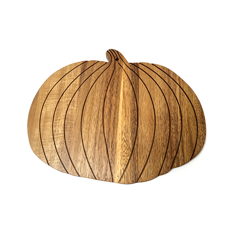 Wooden cutting board