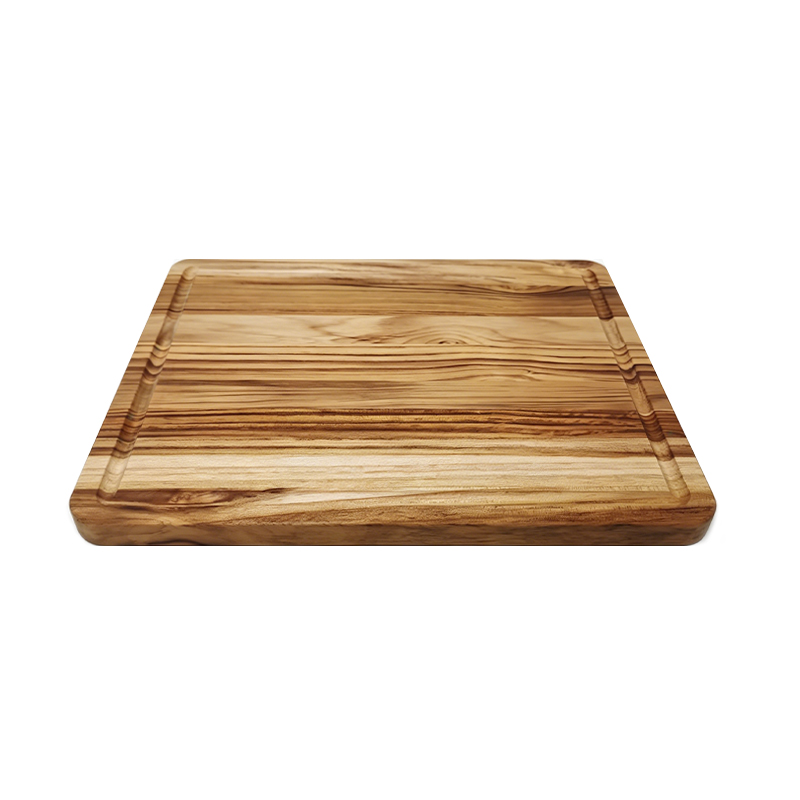 Wooden cutting board