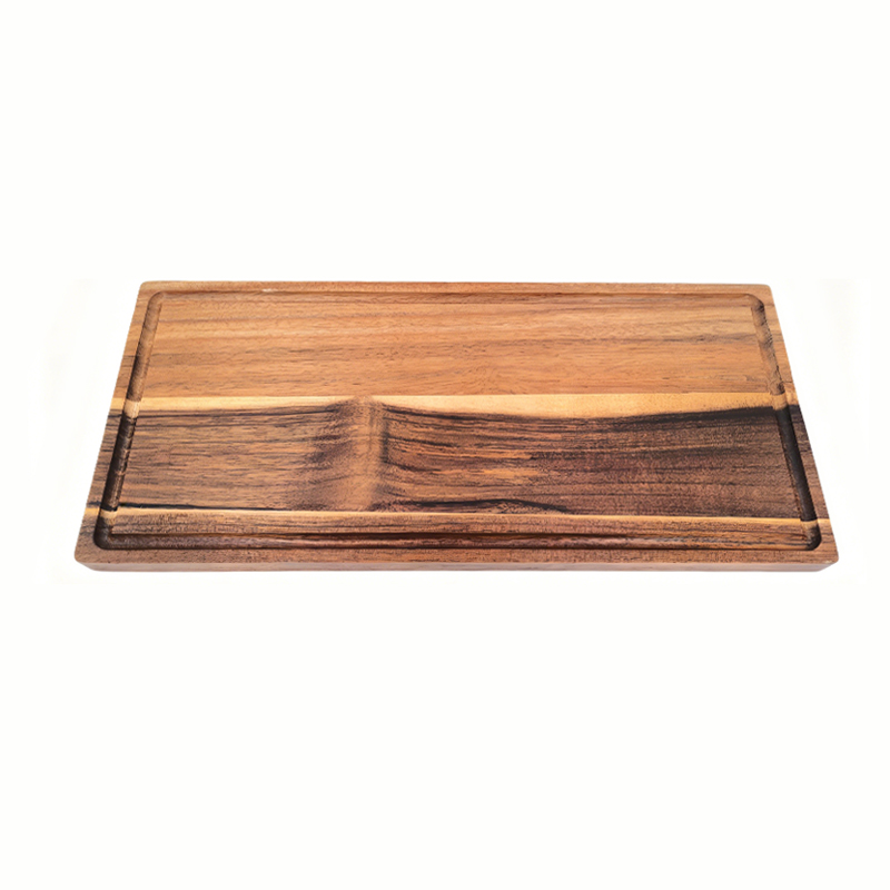 Wooden cutting board