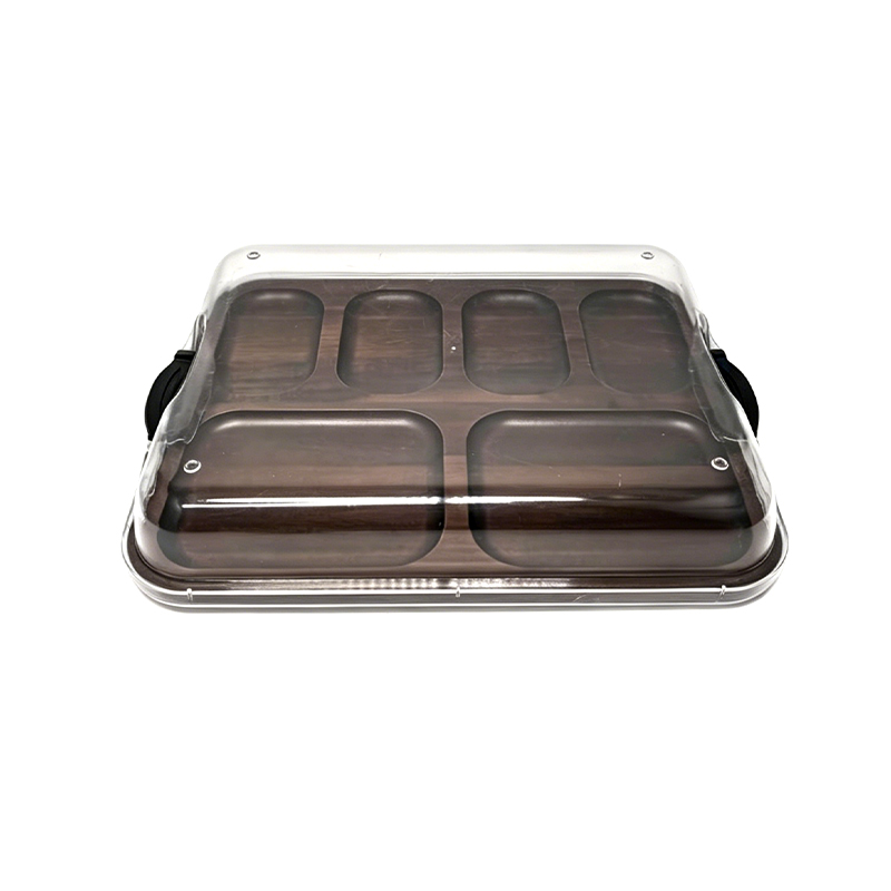 Wooden tray with lid