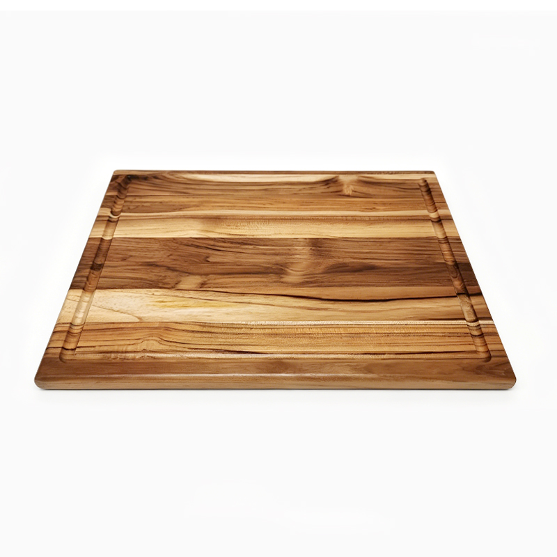 Wooden cutting board