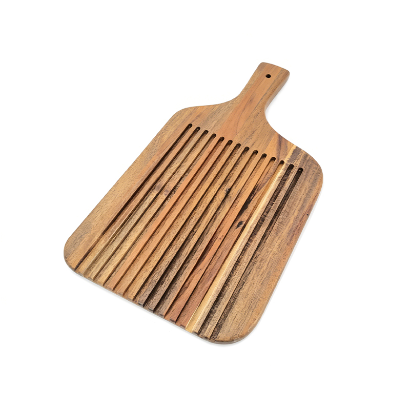Wooden bread cutting board