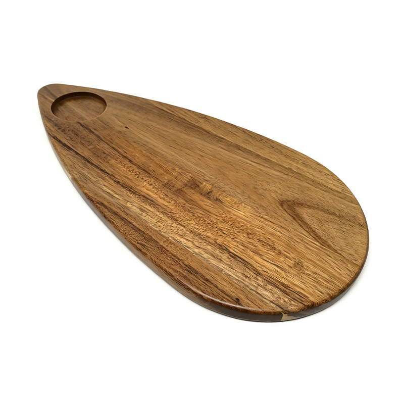 Wooden cutting board
